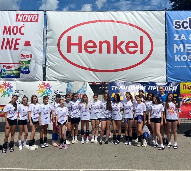 aaaTreča grupa i Henkel